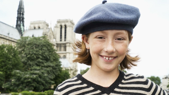 Kind-Mädchen-französische-Mütze-blau-klassisches-Modell-bequem-schick