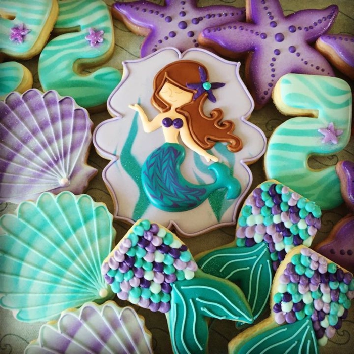 Süßigkeiten-Cookies-bunt-lecker-beeindruckend-Meerjungfrau-Muscheln-Aqua-Nuancen