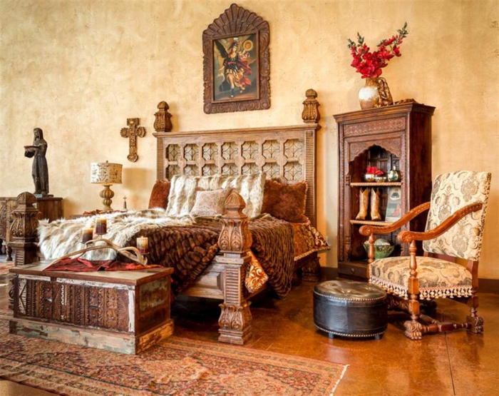 fantastisches-Schlafzimmer-Interieur-hölzerne-Möbel-Ornamente-ethnisch-Landhausstil