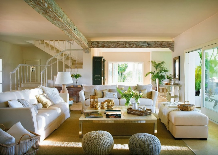 gemütliche-Wohnzimmer-Gestaltung-rustikale-Elemente-Creme-Farbe-beige-braun