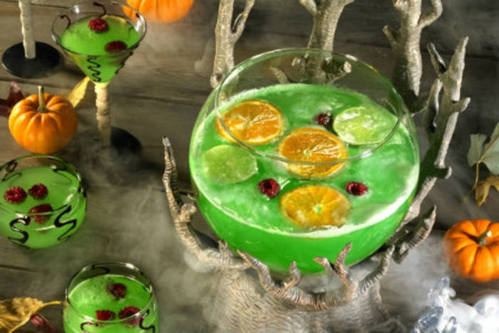 halloween-getränke-schöne-grüne-flüssigkeit