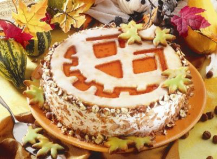 halloween-süßigkeiten-torte-kürbis-form