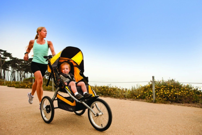 Kinderwagen zum Joggen: Spaß für Mutti und fürs Baby! - Archzine.net