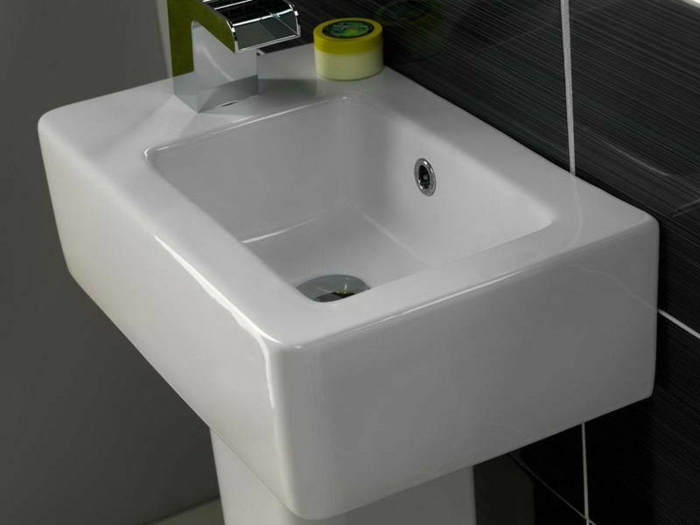 kleine-waschbecken-weißes-design-elegant
