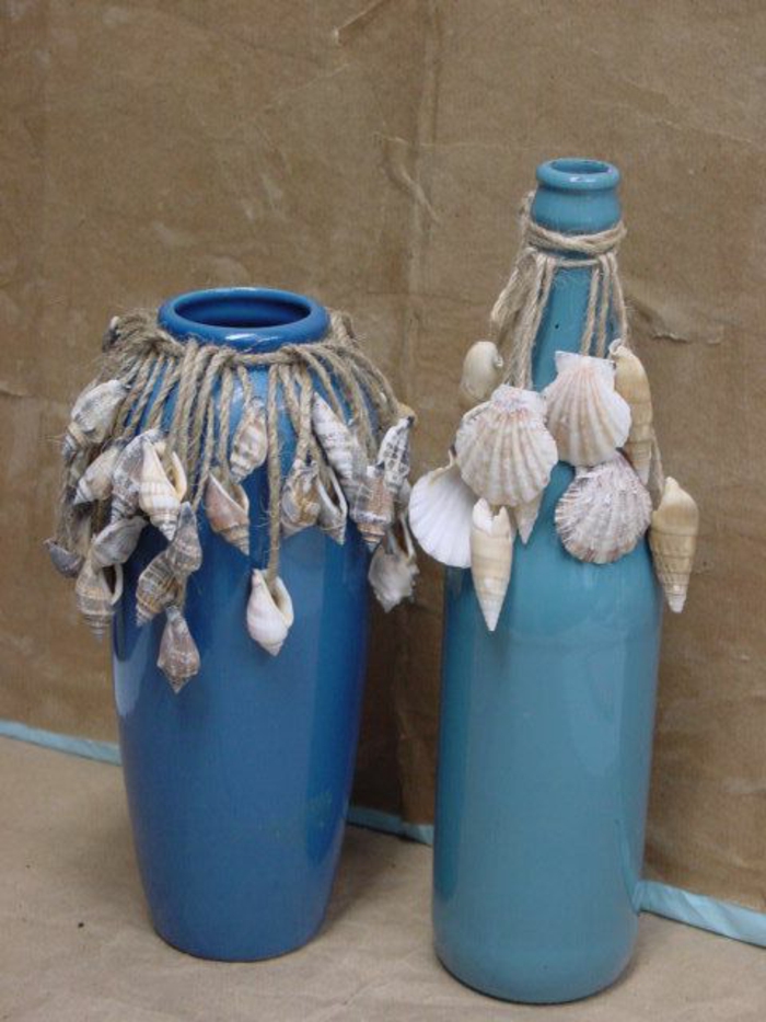 maritime-Deko-Muscheln-Schalen-blaue-Vasen