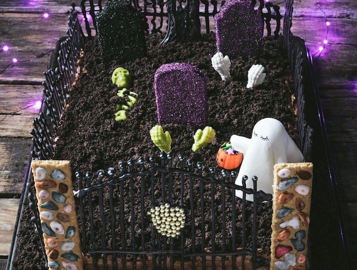 schokoladenkuchen friedhof wießer geist graben zombies ausgefallene halloween rezepte kindergeburtstagsparty