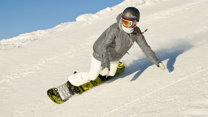 snowboard-wallpaper-schneehöhen-überall