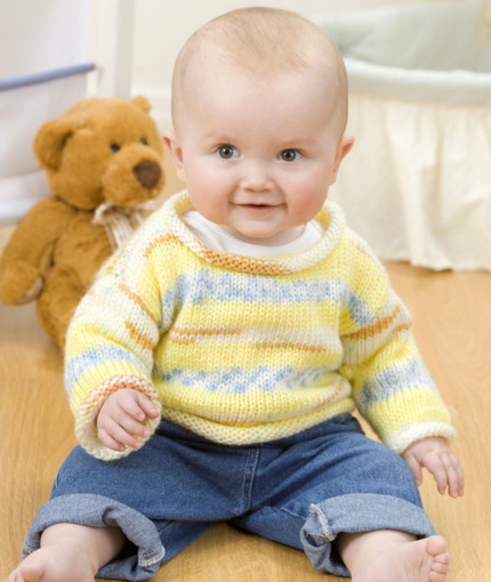 Baby-Pullover-stricken-gelb-blau-plüsch-tier