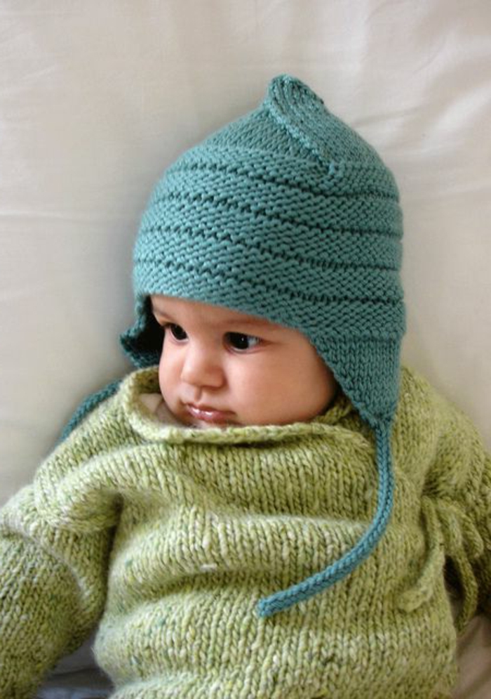 Baby-Pullover-stricken-grün-hell-mit-mütze