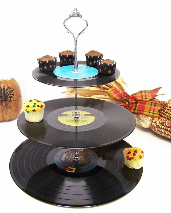 Grammophonplatten-Cupcake-Ständer-kreative-Idee