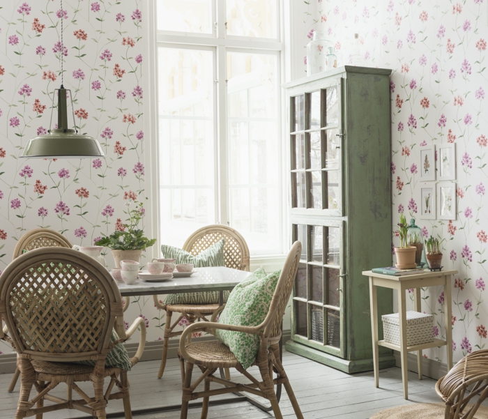 Küche-Esszimmer-schöner-wohnen-tapeten-romantisches-Muster-florale-Motive