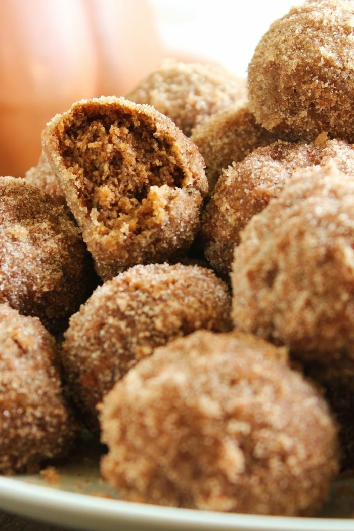Mandelmehl-Kürbis-Muffins-süßigkeiten-ohne-zucker-gesund