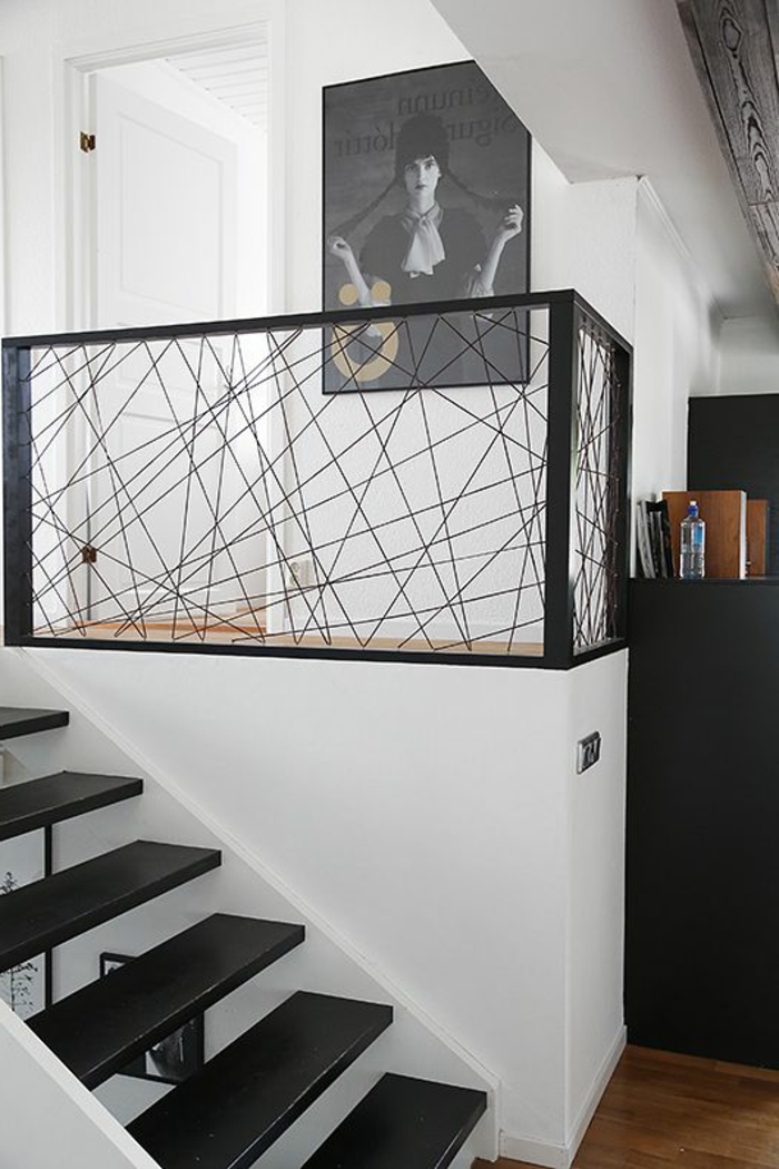 abstrakte-Zimmer-Deko-Geländer-ungewöhnliche-Konstruktion