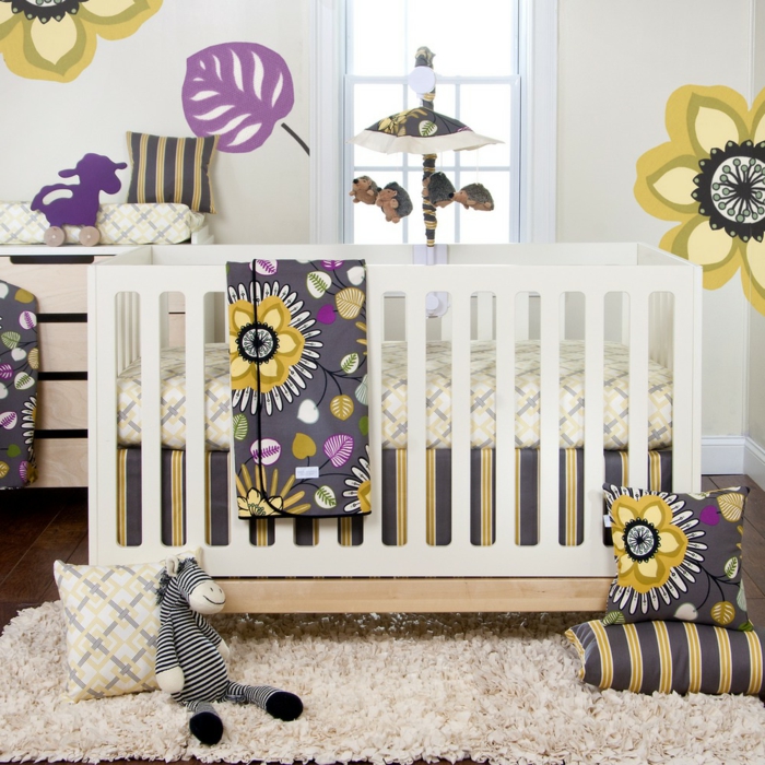 bunte-Babyzimmer-Gestaltung-baby-bettwäsche-schönes-Muster