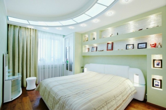 indirekte-beleuchtung-led-kleines-weißes-schlafzimmer