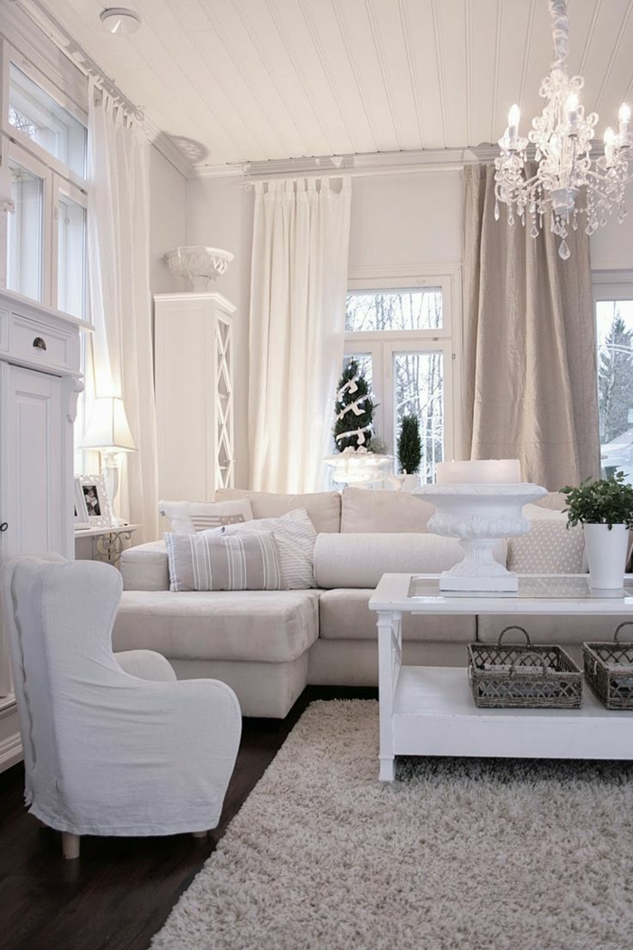 kronleuchter-in-weiß-moderne-wieße-möbel