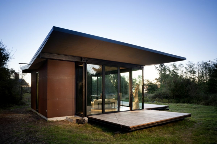 modernes-haus-bauen-super-design-fertighaus-mit-flachdach