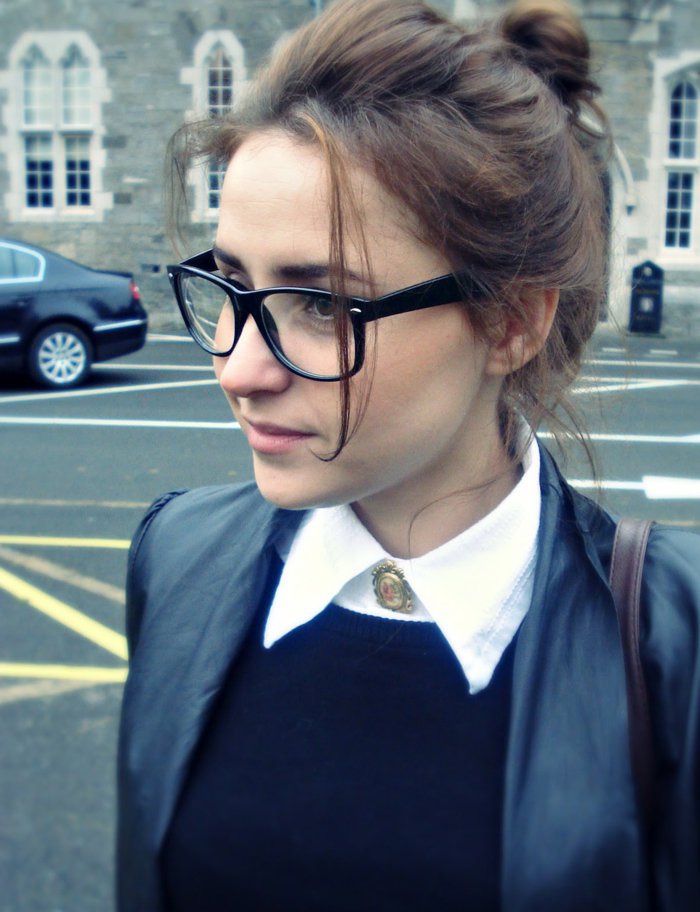 nerd-brille-Mädchen-hipster-style