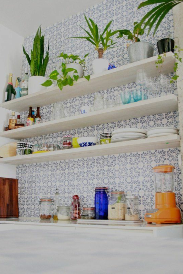 skandinavisches-Küchen-Interieur-Küchen-Tapeten-mit-romantischem-Muster