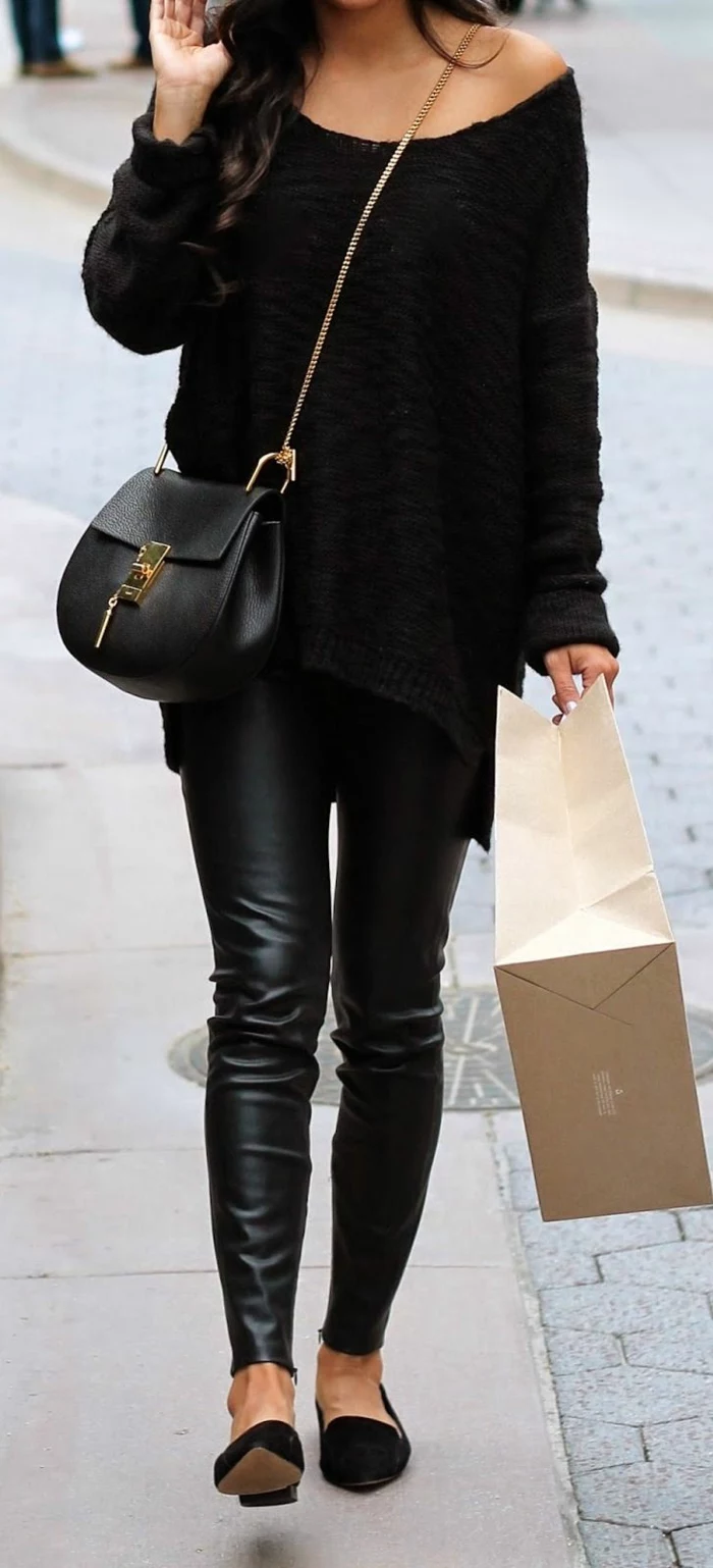 wunderschöner-Outfit-schwarzer-gestrickter-Pullover-Lederhosen