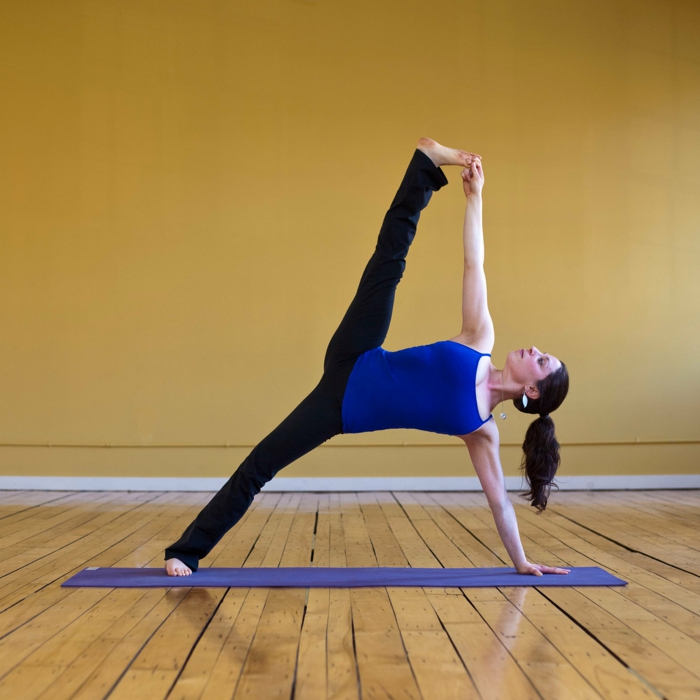 yoga-übungen-interessante-position