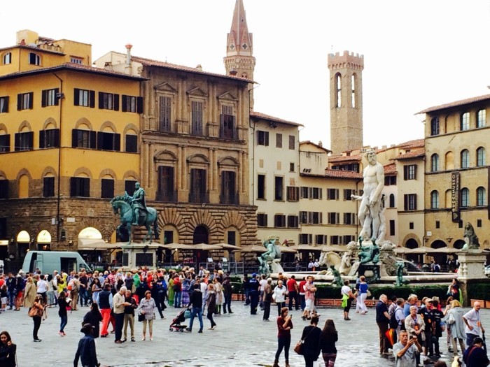 Florenz-Italien-Piazza-Statuen-europa-städte-beliebte-reiseziele-europa