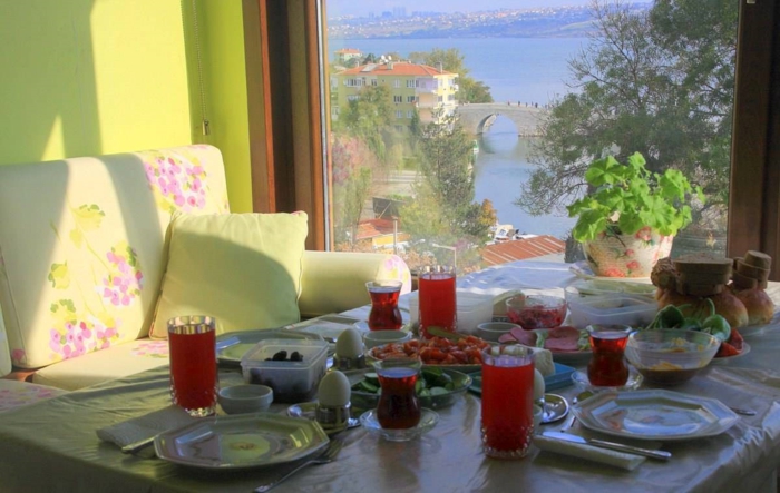 Sehenswürdigkeiten-Istanbul-frühstück