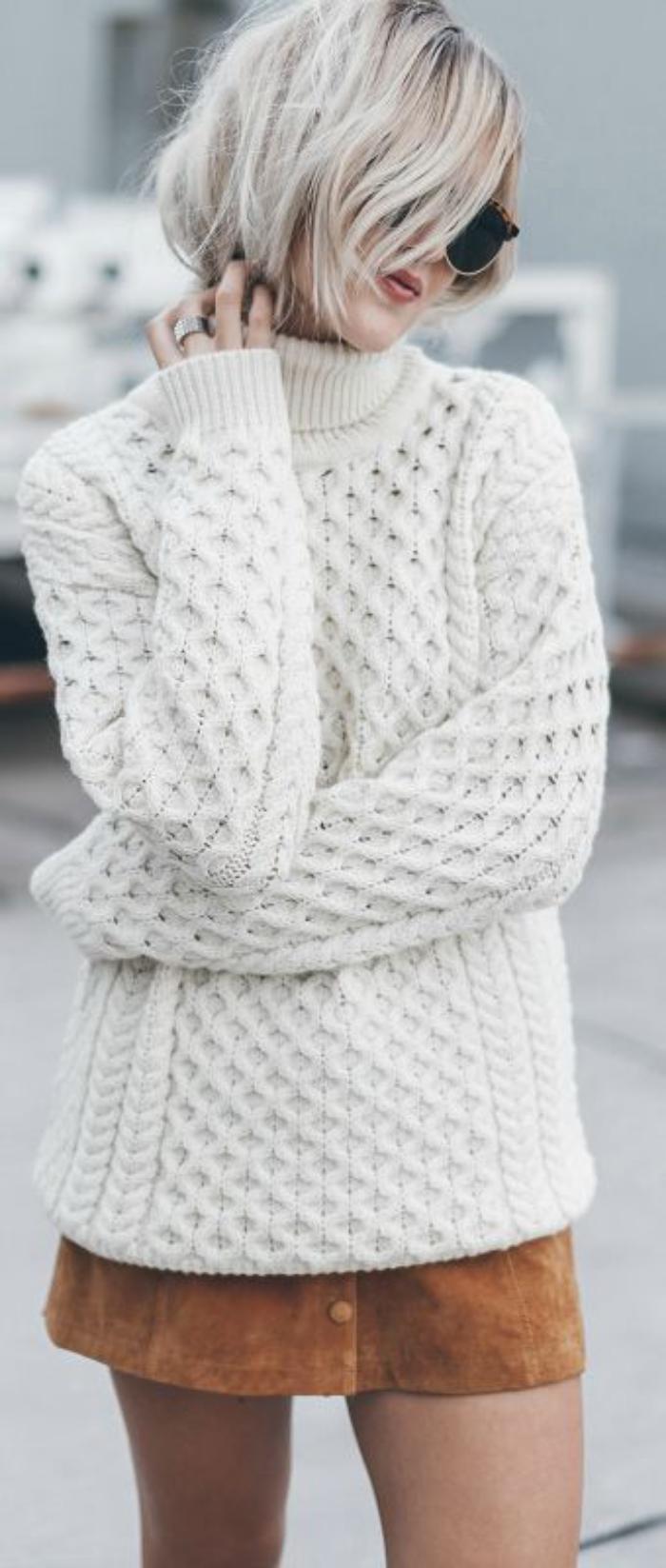 irische-Pullover-Damen-weiß-schönes-Strickmuster