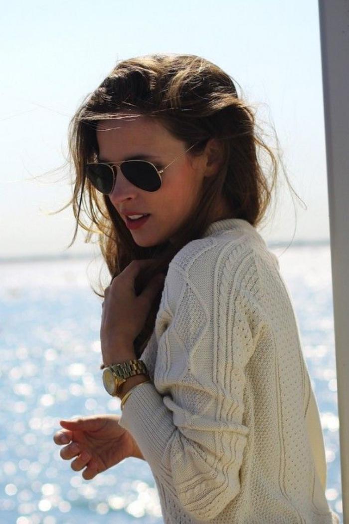 irische-Pullover-für-Damen-schönes-Strickmuster-beige-Farbe
