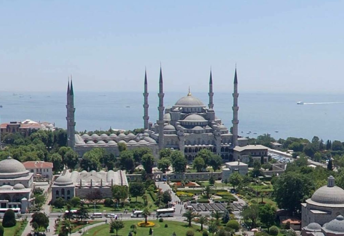 sultanahmet-moschee-Istanbul-Sehenswürdigkeiten-Reisetipps