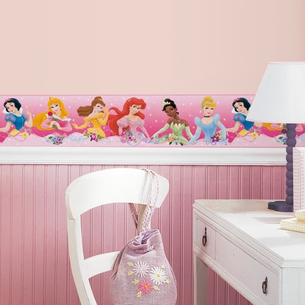 Dekoration-für-Kindrzimmer-mit-Disney-Prinzessinnen