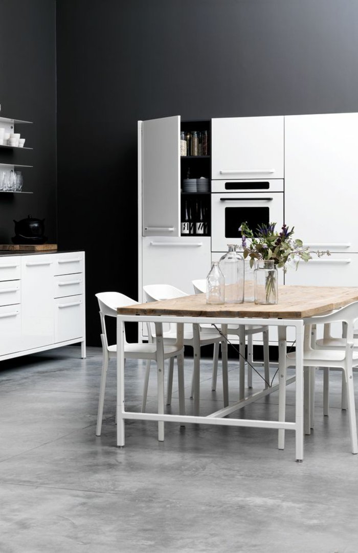 Küche-streichen-Ideen-Wandfarbe-Anthrazit-weiße-Möbel