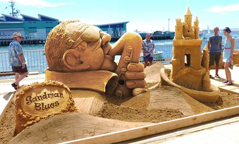 Sandskulptur-fürs-Wettbewerb-in-San-Diego