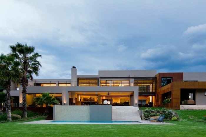 einfamilienhaus-kaufen-super-tolles-modell-interessante-idee-für-moderne-architektur