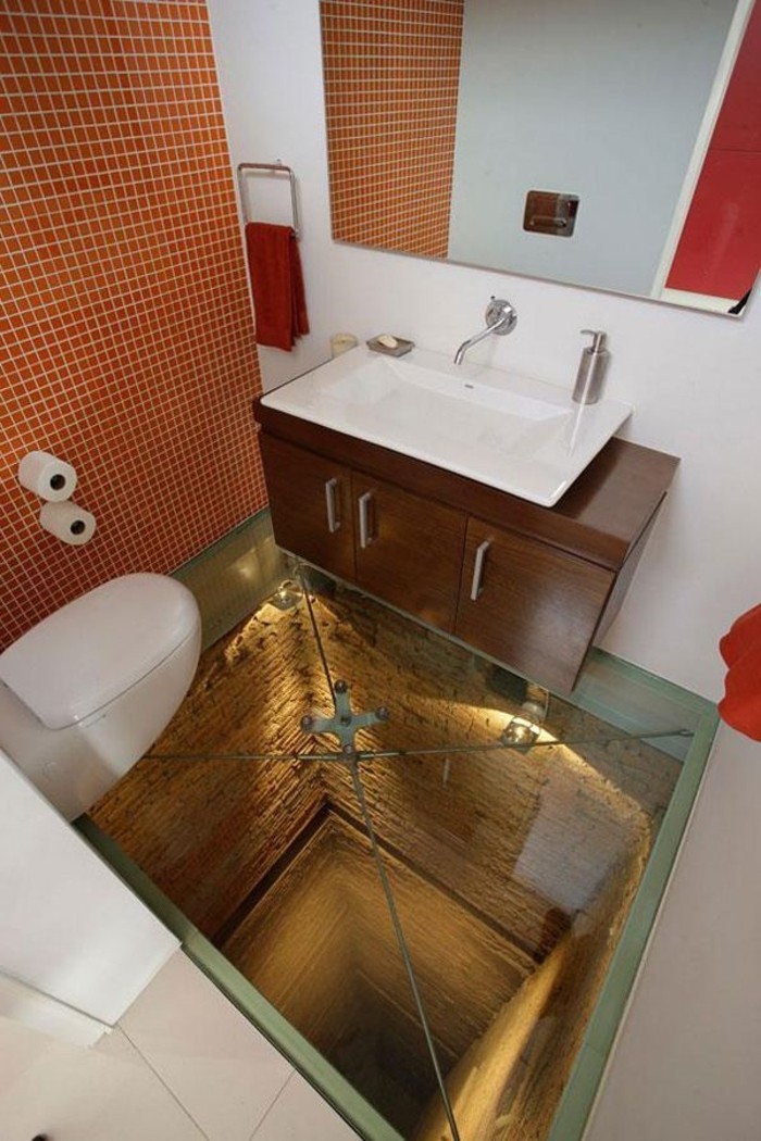 interessante-badgestaltung-ideen-kreatives-design-glasboden