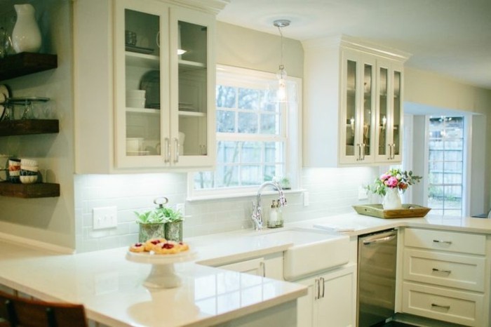 küche-magnolia-farbe-super-elegantes-interieur