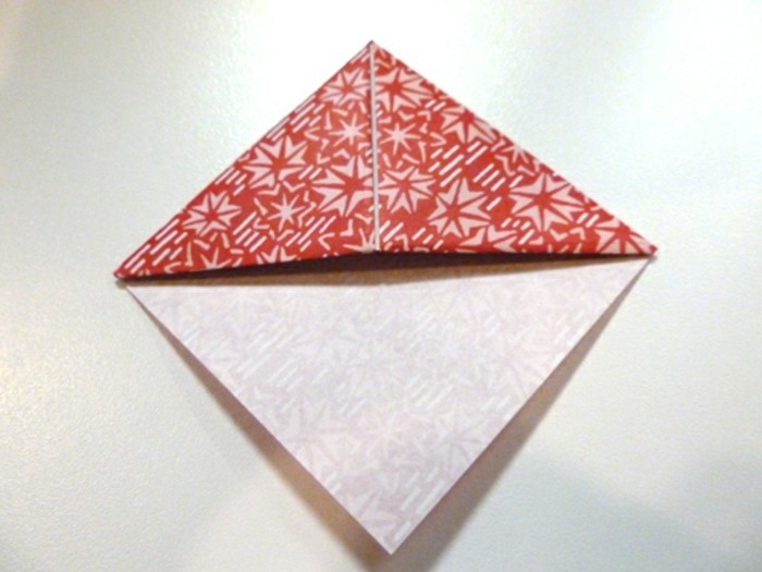 lesezeichen-selber-machen-origami-basteln-schöne-rosige-gestaltung