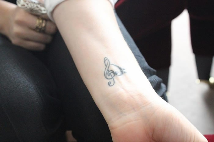 musikalische-Tattoo-Symbole-kleine-Tattoos