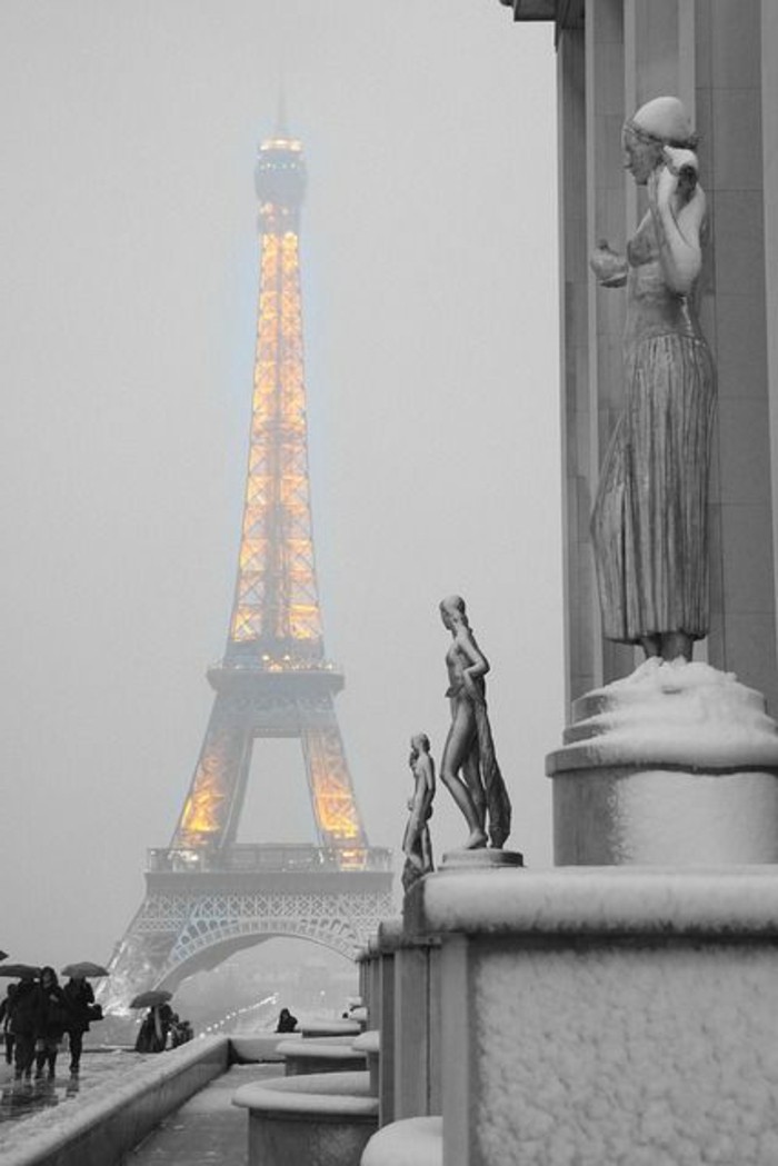 schöne-Winterbilder-von-Paris-der-beleuchtete-Eiffel-Turm