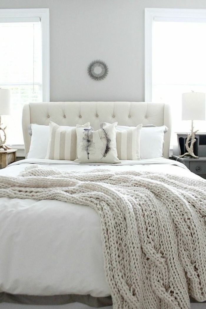 wandfarbe-weiß-elegantes-schlafzimmer-gestalten