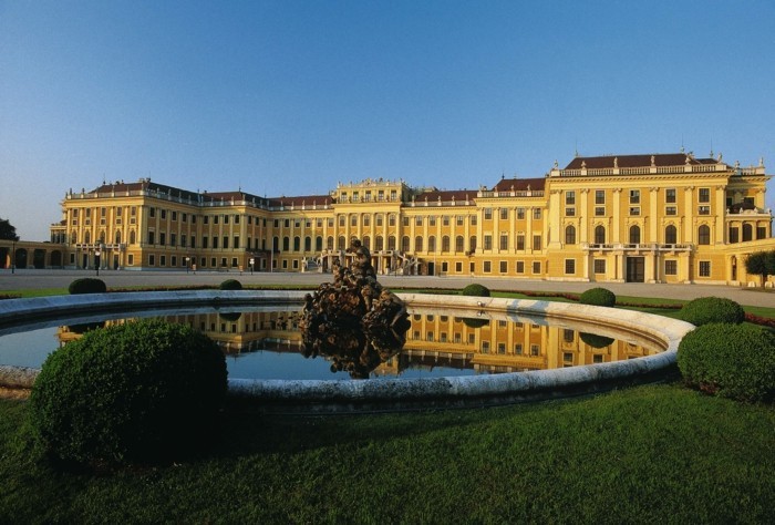 Schloss-Schönbrunn-Wien-Österreich-einzigartige-architektur-barock