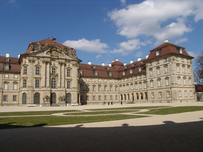 Schloss-Weißenstein-Pommersfelden-Deutschland-interessante-epoche-barock