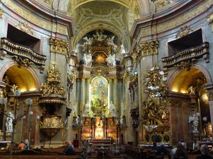 barock-epoche-Peterskirche-in-Wien -Österreich