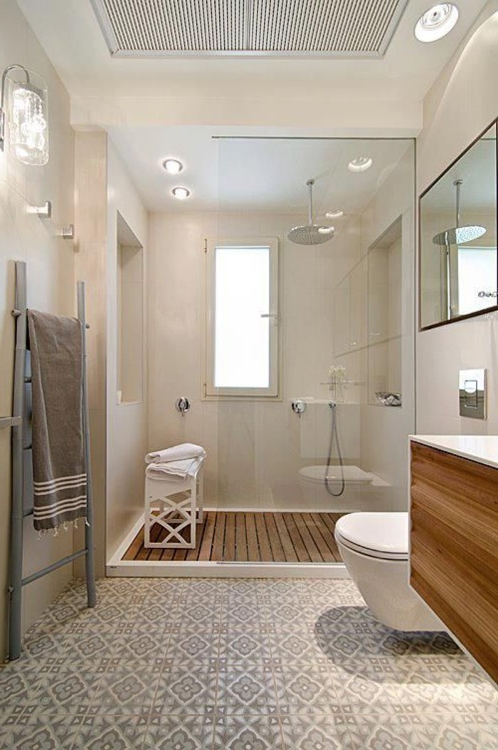 modernes-Badezimmer-mit-schlichtem-Interieur-und-fantastischen-Badezimmer-Fliesen