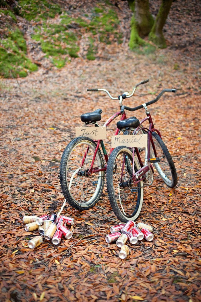 originelle-Idee-für-Hochzeit-mit-retro-Fahrrädern