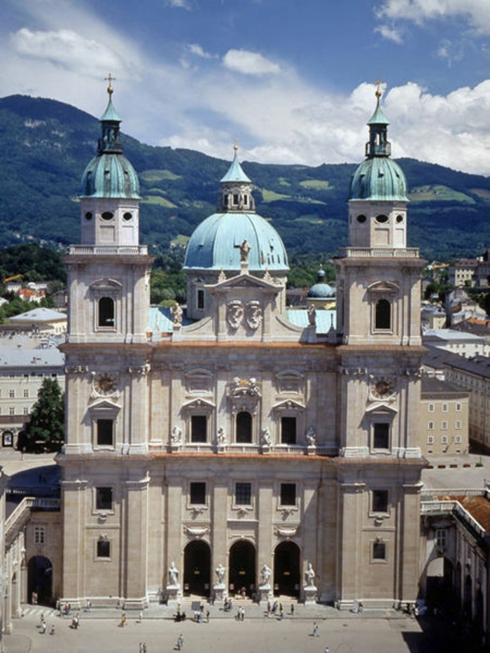 sehr-schöne-barock-architektur-Salzburger-Dom