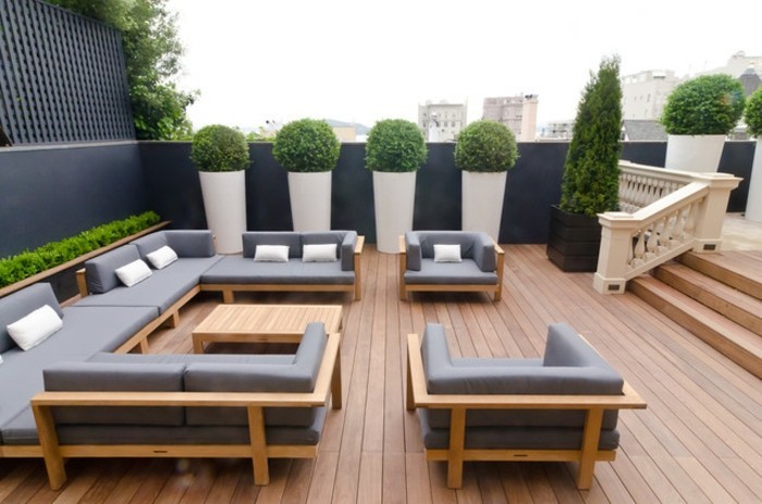 terrassengestaltung-ideen-einmaliges-exterieur-moderne-möbel