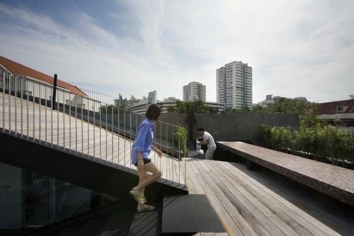 terrassengestaltung-ideen-sehr-schiches-design-herrliche-atmosphäre