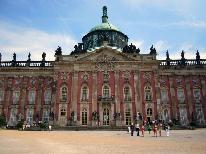 unikale-architektur-barock-Neues-Palais-Potsdam-Deutschland