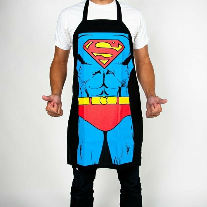 Kochschürze-mit-dem-Kostüme-des-Supermans